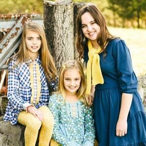 Meet your Posher, Angie